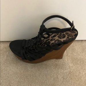 Jessica Simpson wedges